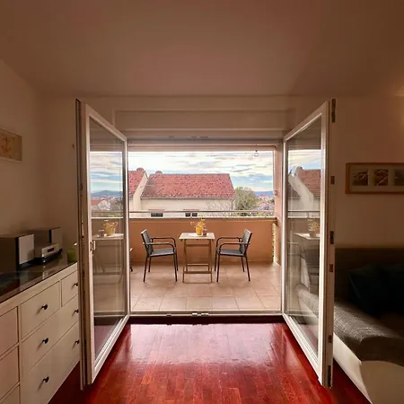 Silva Apartmán Biograd Na Moru